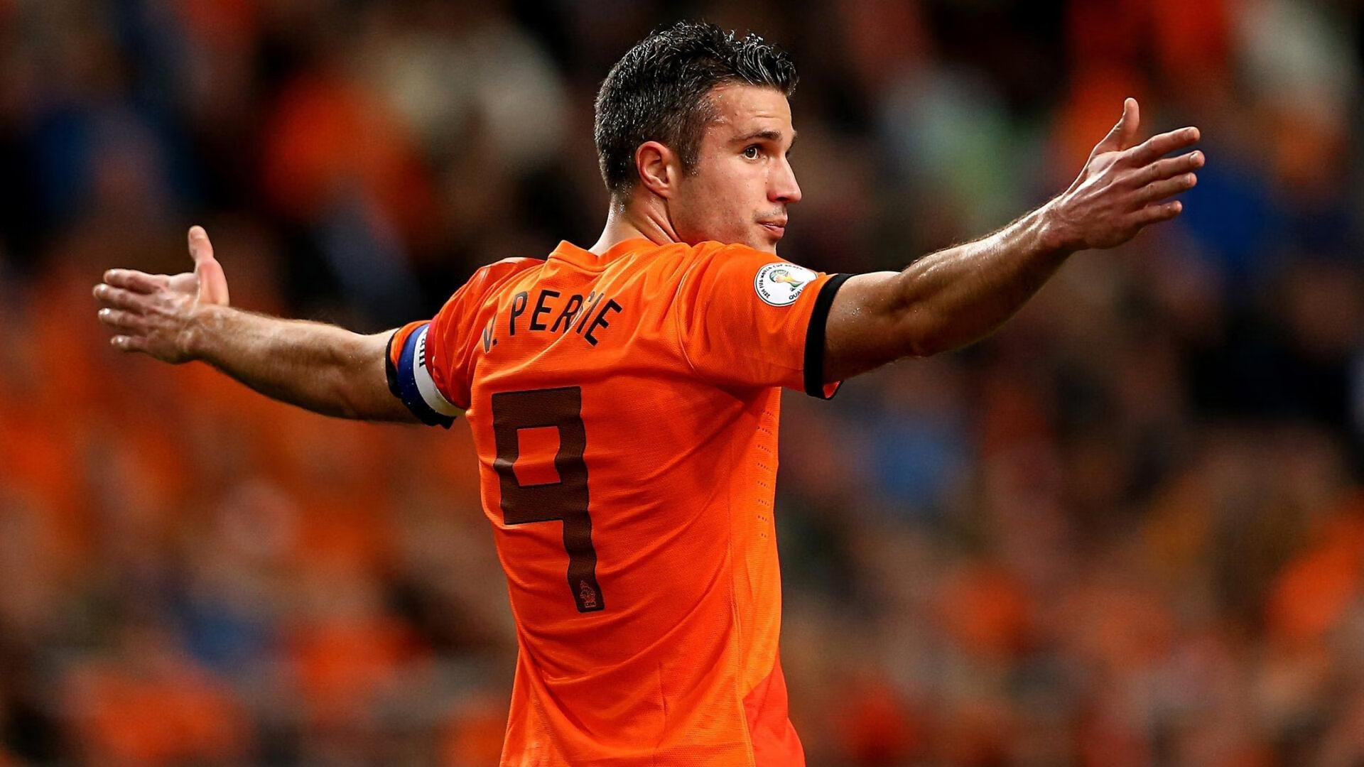 米兰体育在线-水晶宫防线稳固，主帅战术获赞，水晶宫队