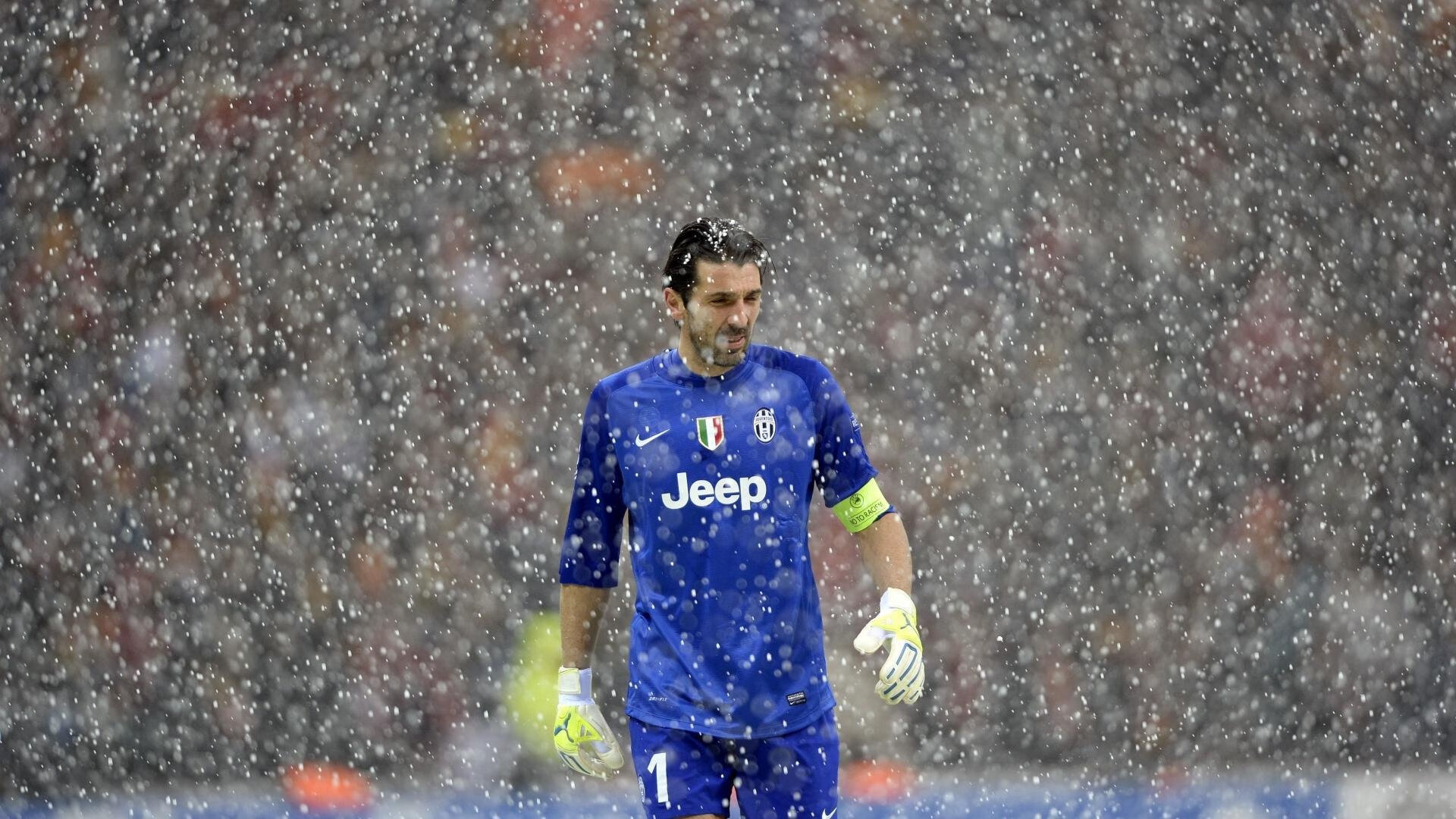 米兰体育·「中国」官方网站-南非防守反击稳健,成功晋级下一轮,南非fal